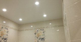 Натяжной потолок в ванную Кулебаки, цена от 2111 руб.